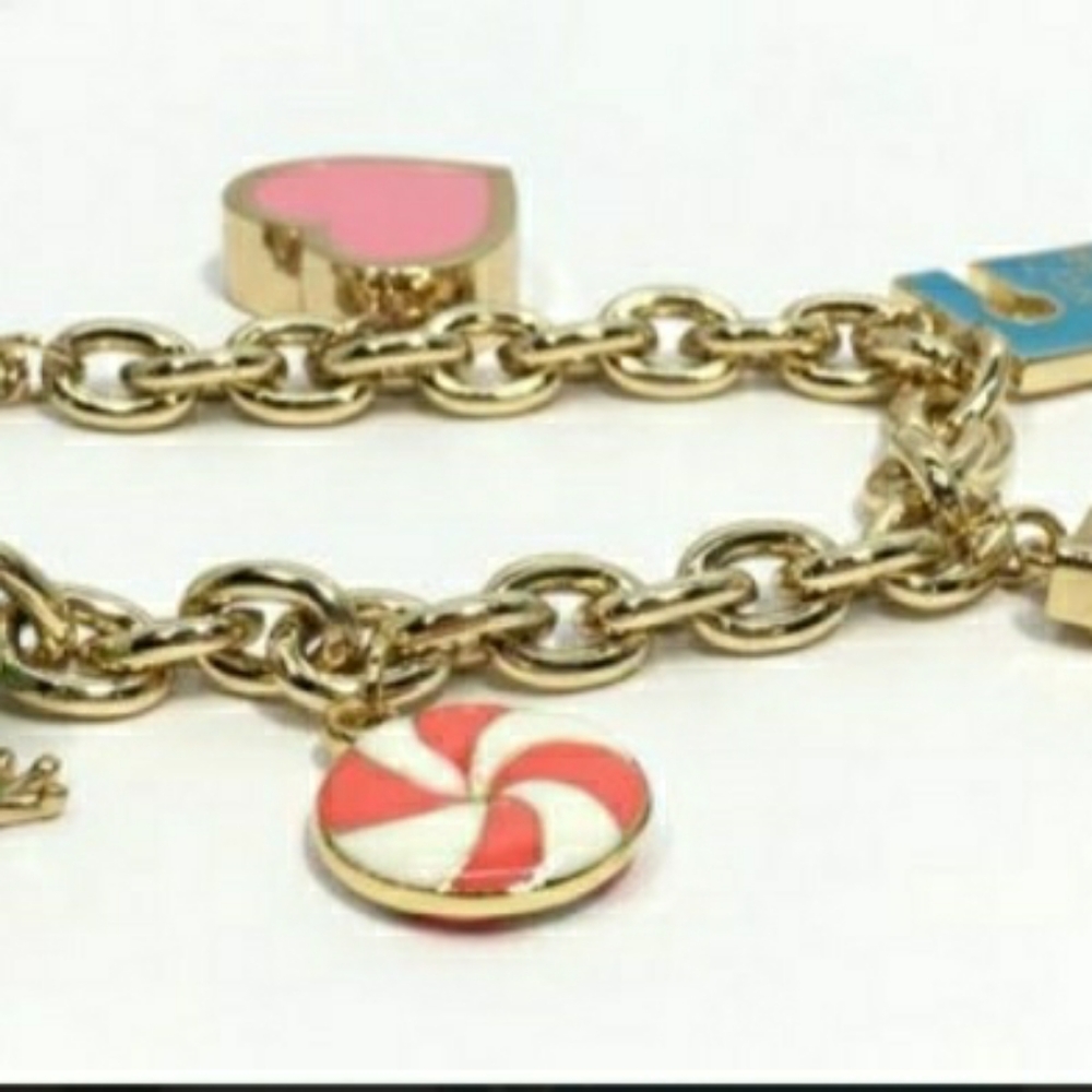 Lilly Pulitzer Valentine's Day Charm Bracelet - Picture 4 of 7
